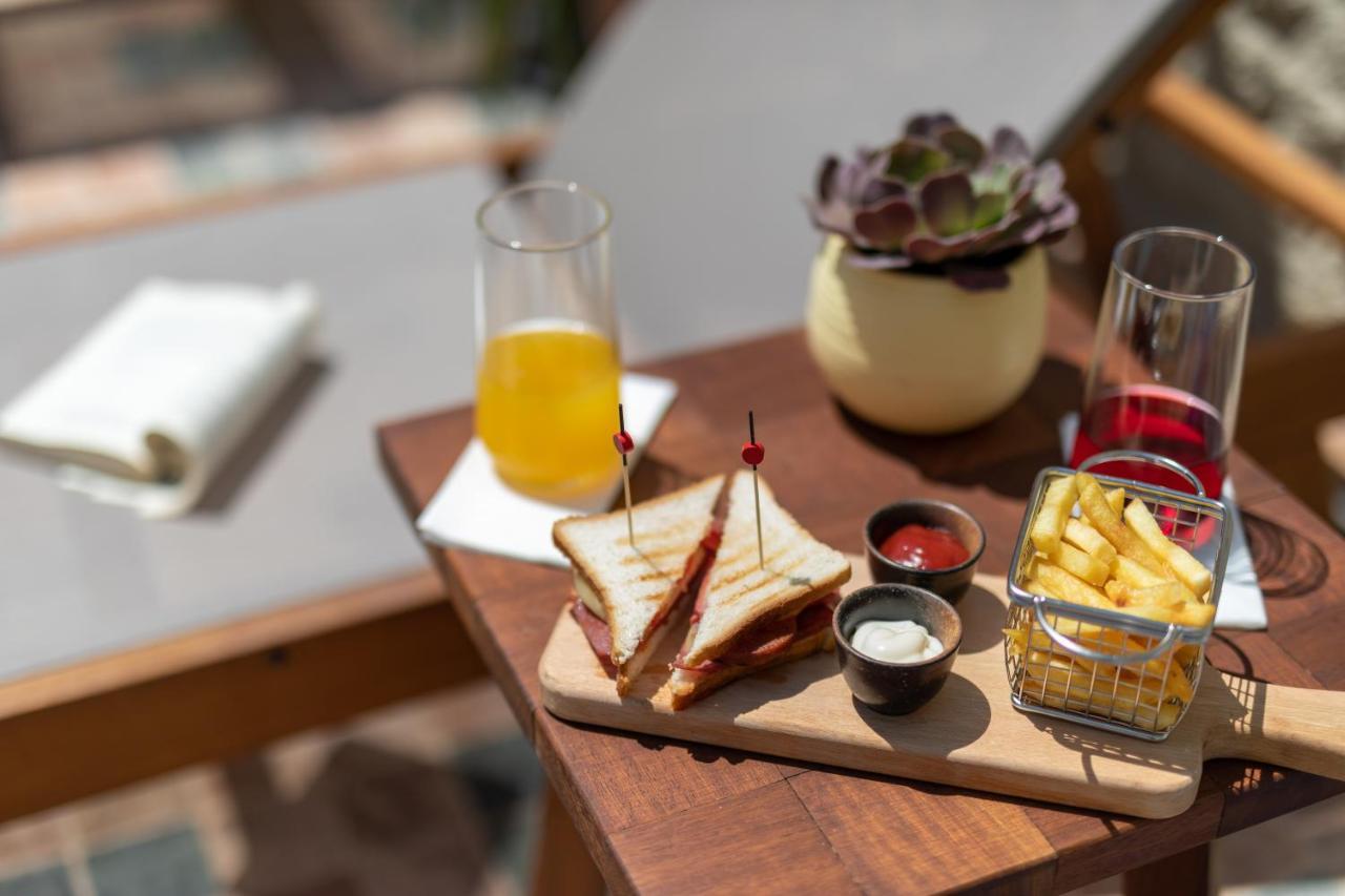 Motif Hotel Чешме Екстер'єр фото